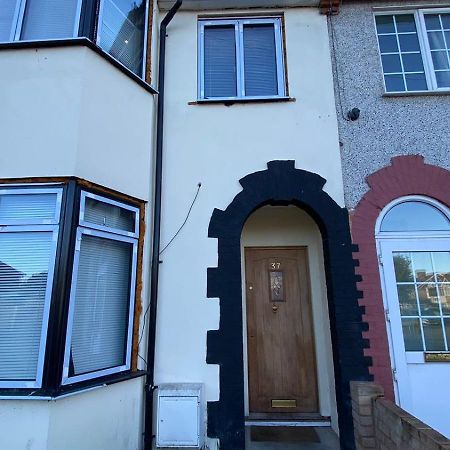 إلثام Large House Close To Greenwich المظهر الخارجي الصورة
